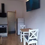 Klimt 1 Apartment